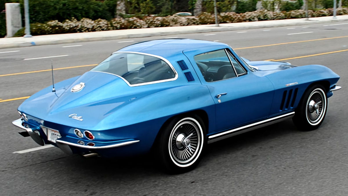 Click to Enlarge-Esc to Close Corvette Generations/C2/C2 1965 coupe blue.jpg